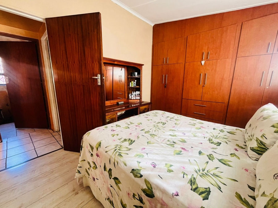 2 Bedroom Property for Sale in Mdantsane Eastern Cape